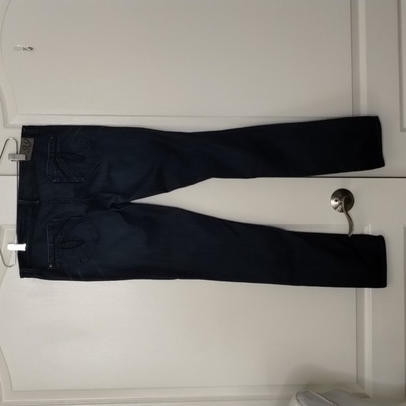 Level 99 skinny size 30 low to mid rise, 32" inseam, dark wash jeans - Picture 5 of 13